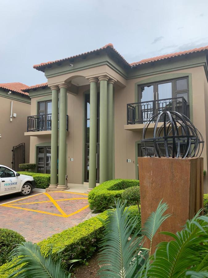 Royal Hotel Polokwane Eksteriør billede