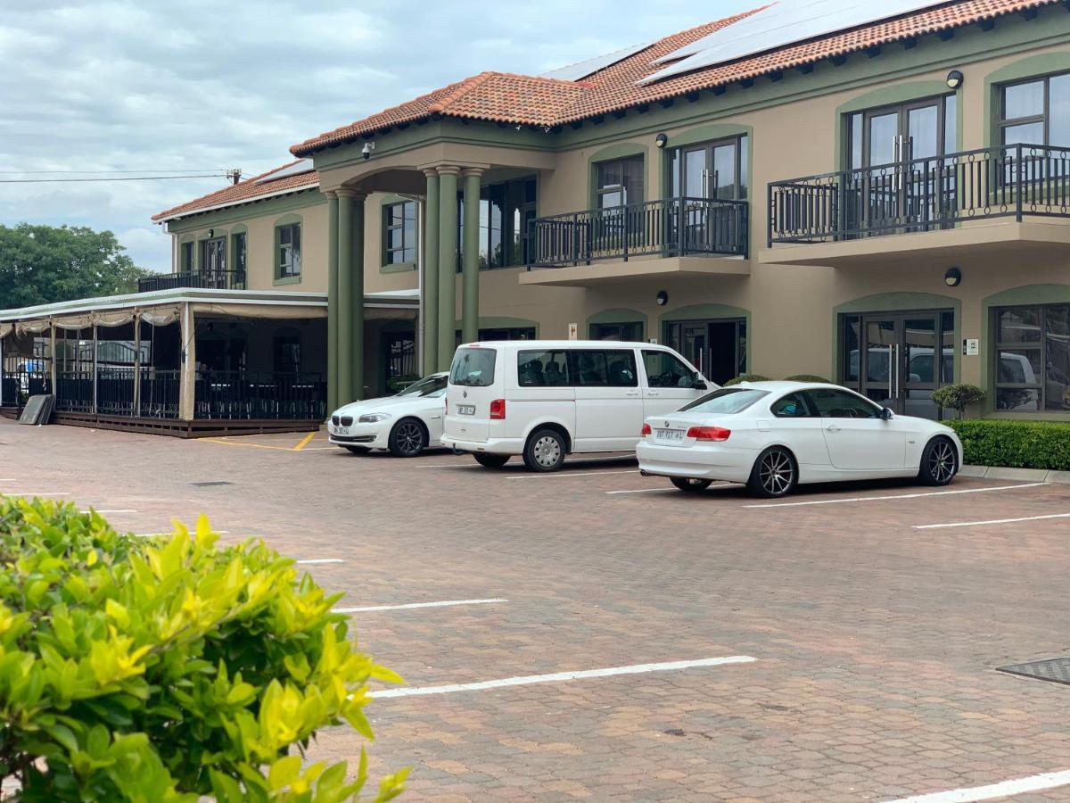 Royal Hotel Polokwane Eksteriør billede